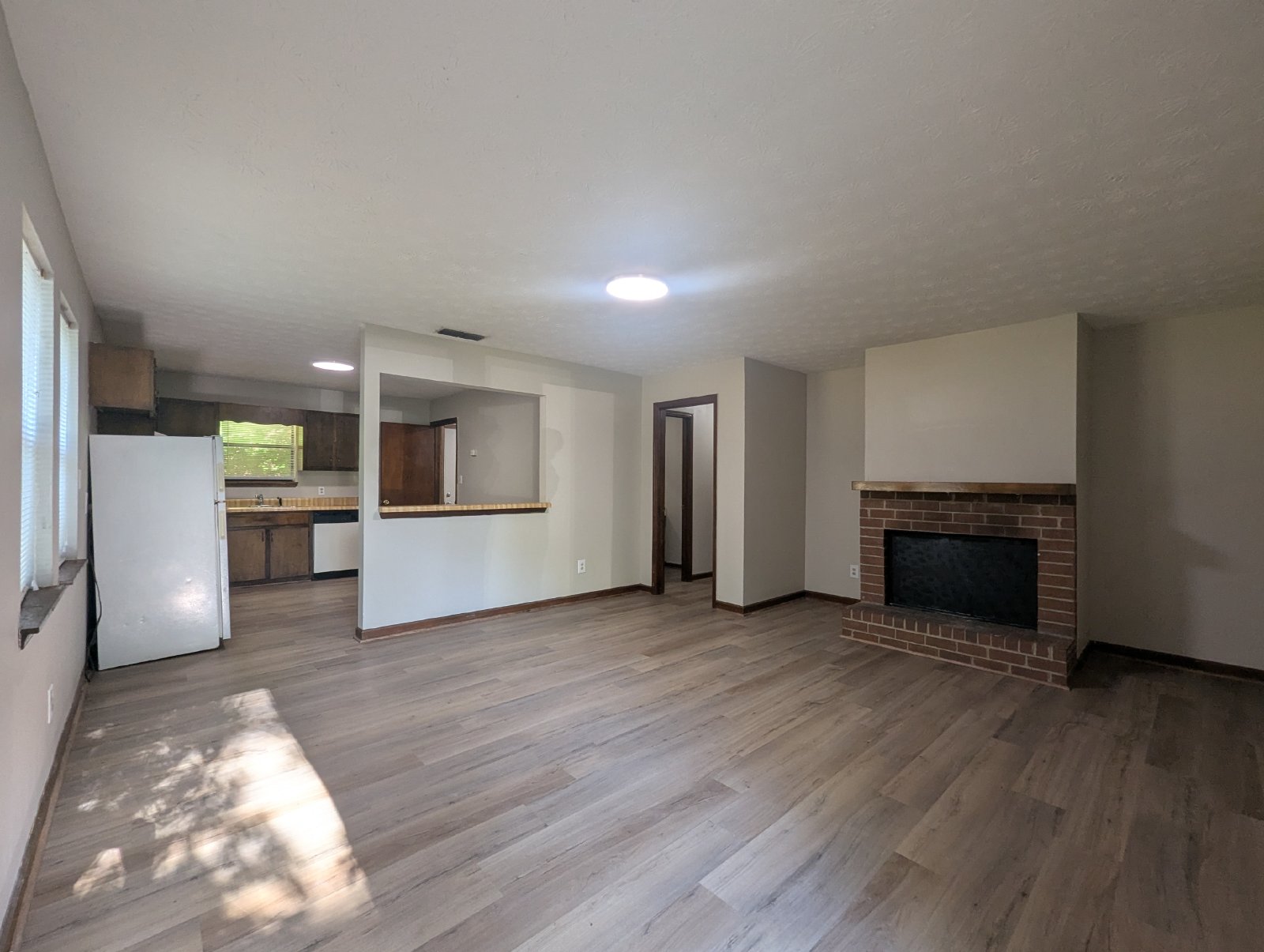 Pet-Friendly 2-bedroom, 1-bath Duplex in the Rustwood Community property image