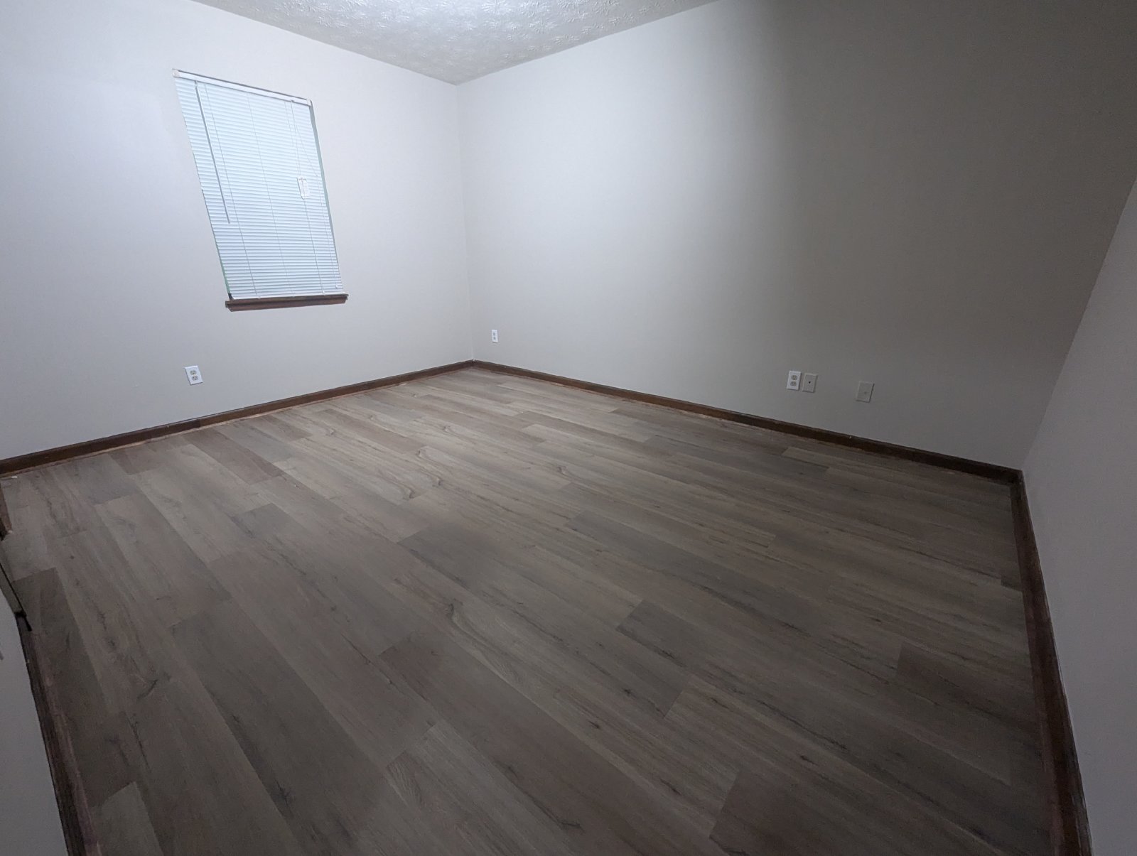 Pet-Friendly 2-bedroom, 1-bath Duplex in the Rustwood Community property image