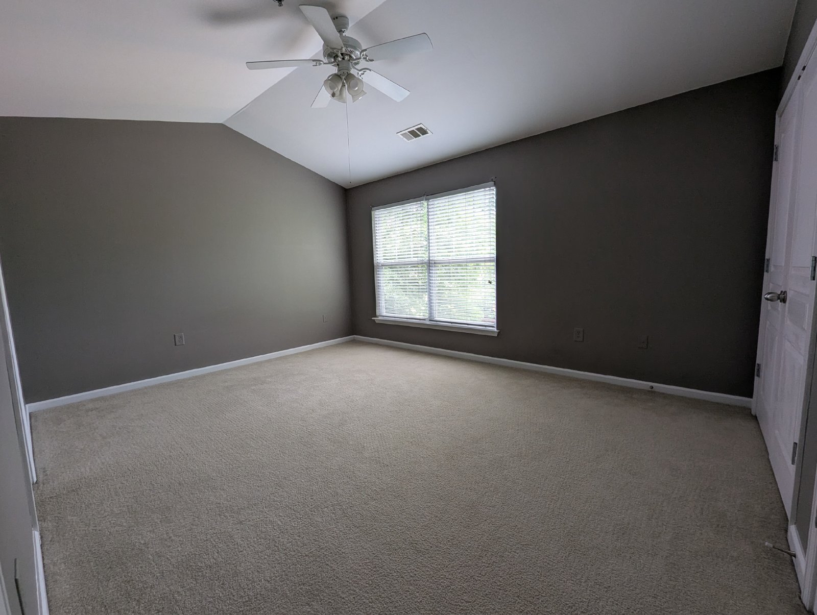 3 Bed/3 Bath Apartment in the Woodlands Community w/ Resort-Style Amenities property image