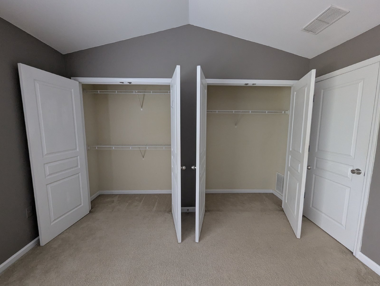 3 Bed/3 Bath Apartment in the Woodlands Community w/ Resort-Style Amenities property image