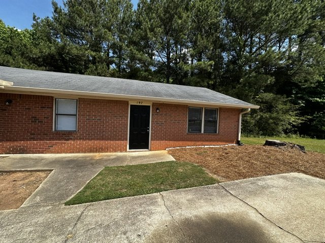 Charming, Pet-Friendly 2-bed/1-bath Duplex in West Athens property image