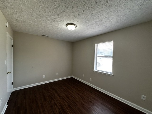 Charming, Pet-Friendly 2-bed/1-bath Duplex in West Athens property image