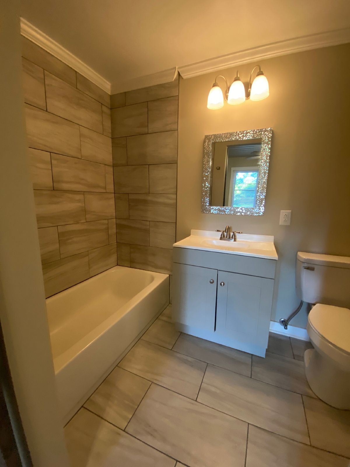 Cute Studio apartment near downtown Athens, GA- ALL UTILITIES INCLUDED - PRE-LEASE FOR AUGUST 1st! property image