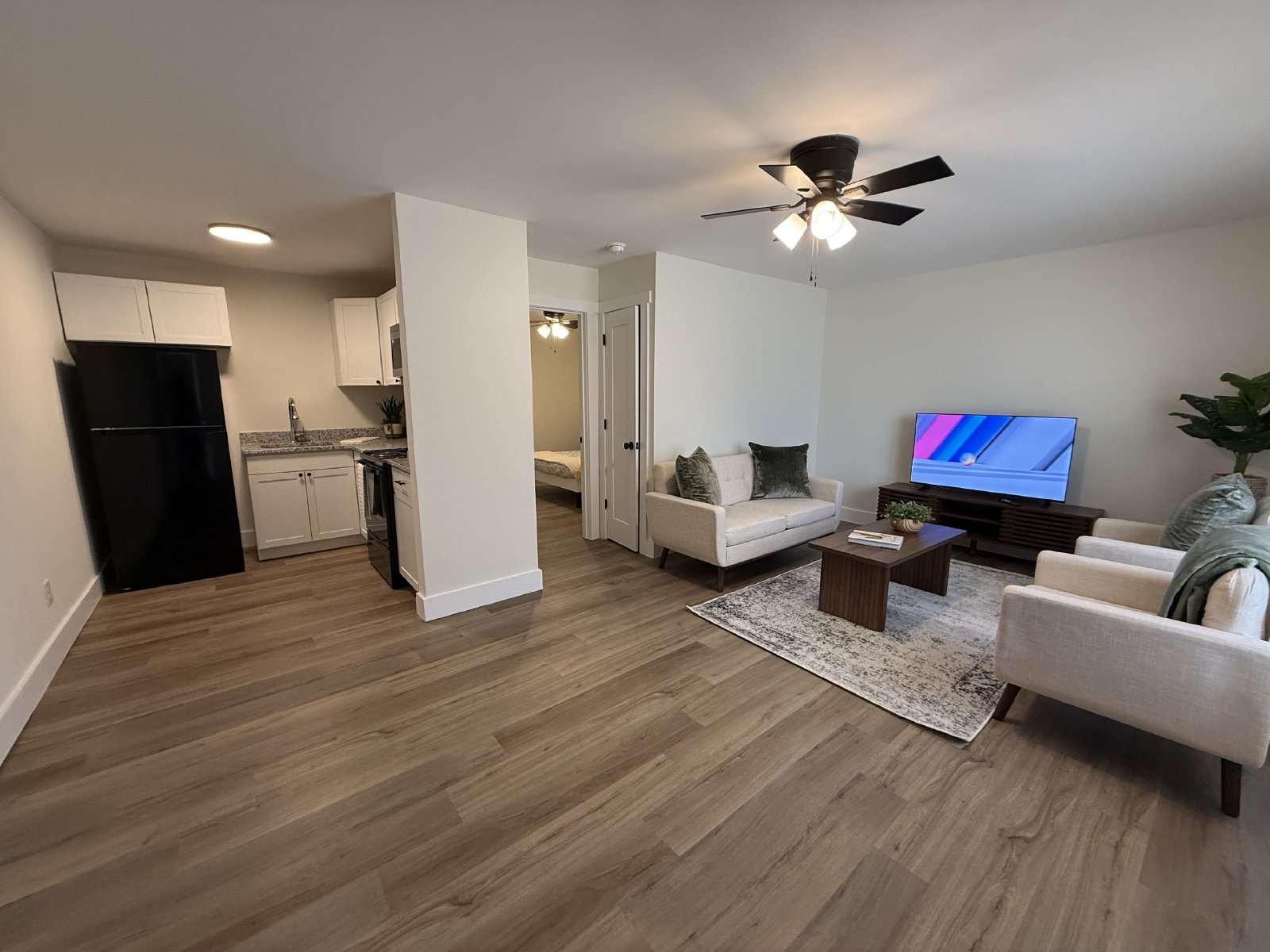 1 BR/ BA Near UGA – Newly Renovated Units Available Soon! Pre-Lease For 2026 property image