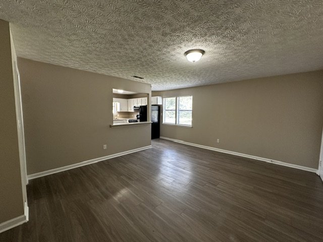 Pet-Friendly 2-bedroom, 1-bath Duplex located on Athen’s West side property image