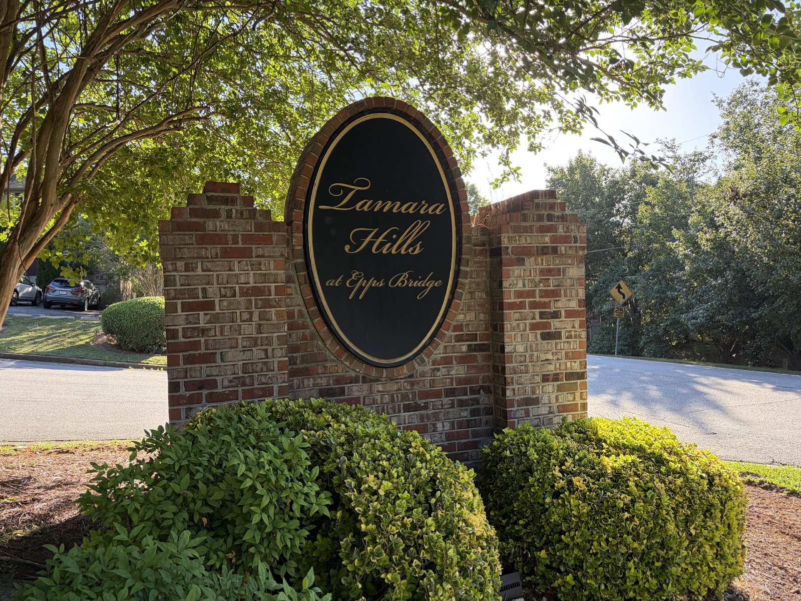 Stunning 2 Bed, 2.5 Bath Condo just off the Oconee Connector property image