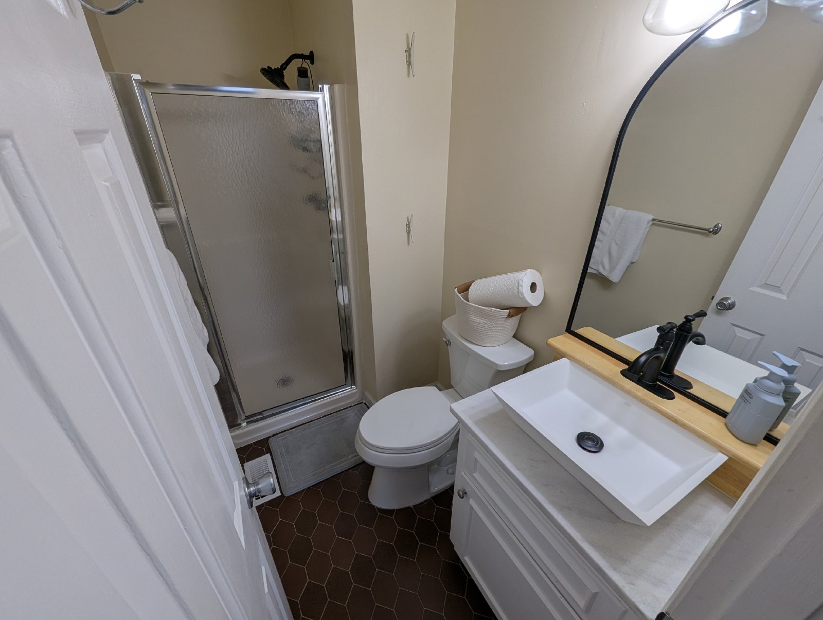 Adorable 2-Bed 2-Bath Condo near UGA property image