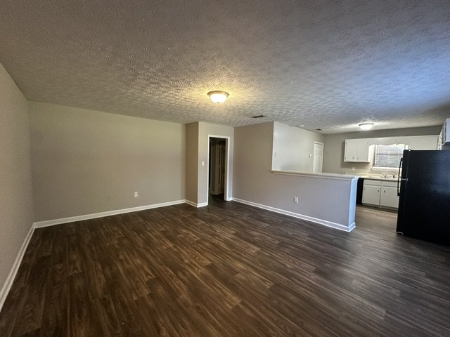 Pet-Friendly 2-bedroom, 1-bath Duplex located on Athen’s West side property image