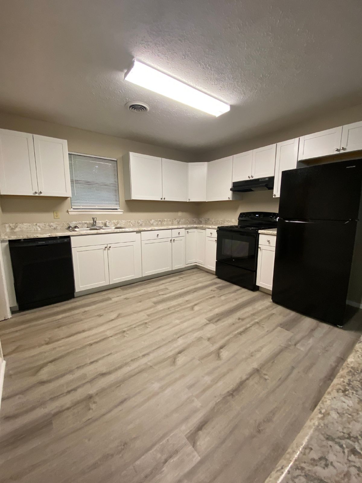 Cute 2 bedroom 1 bath duplex on the east side of Athens, GA property image
