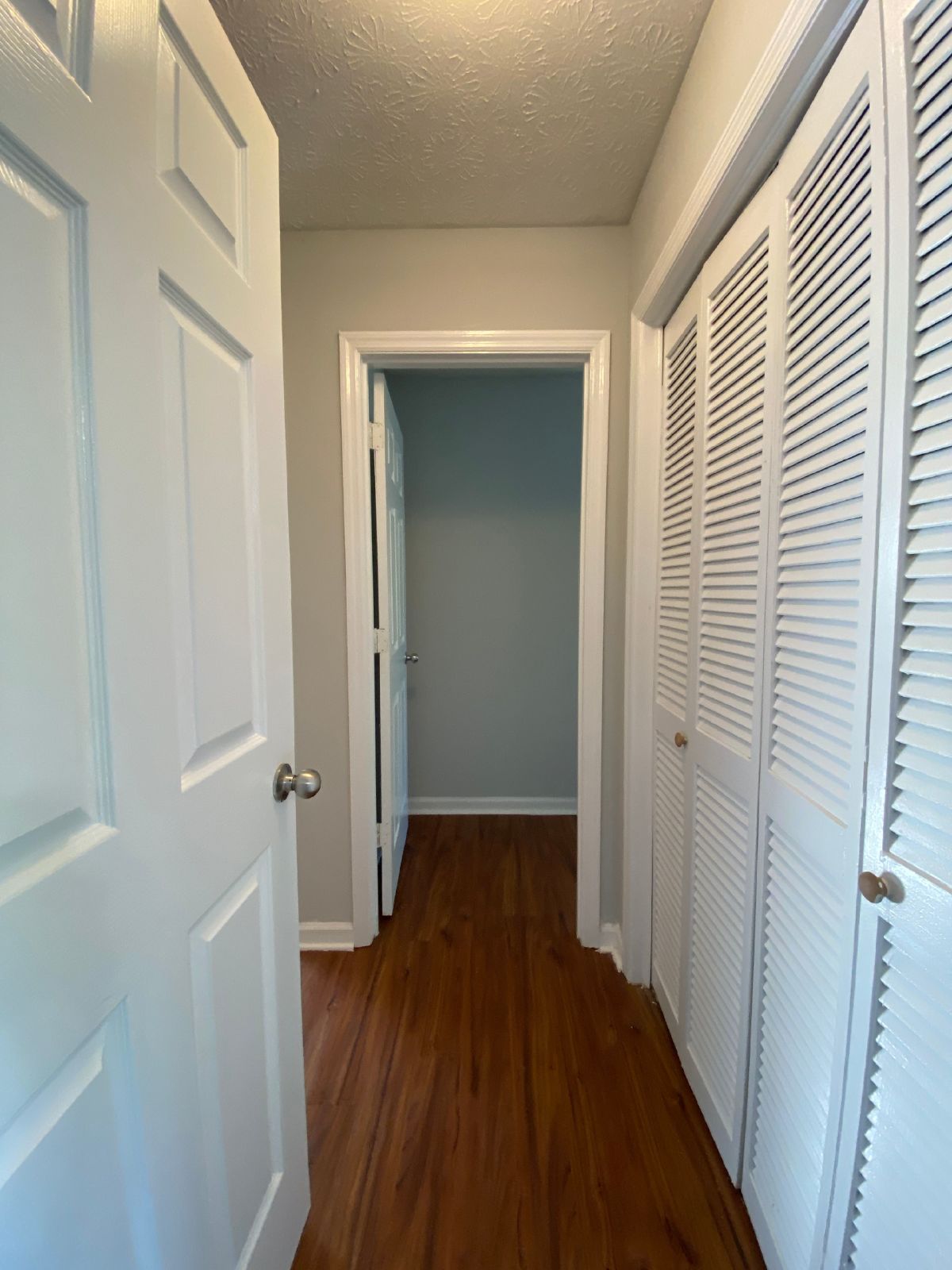 PRE-LEASE FOR JULY 15th! Cute 2 bedroom 2 bath upstairs apartment on eastside Athens, GA property image