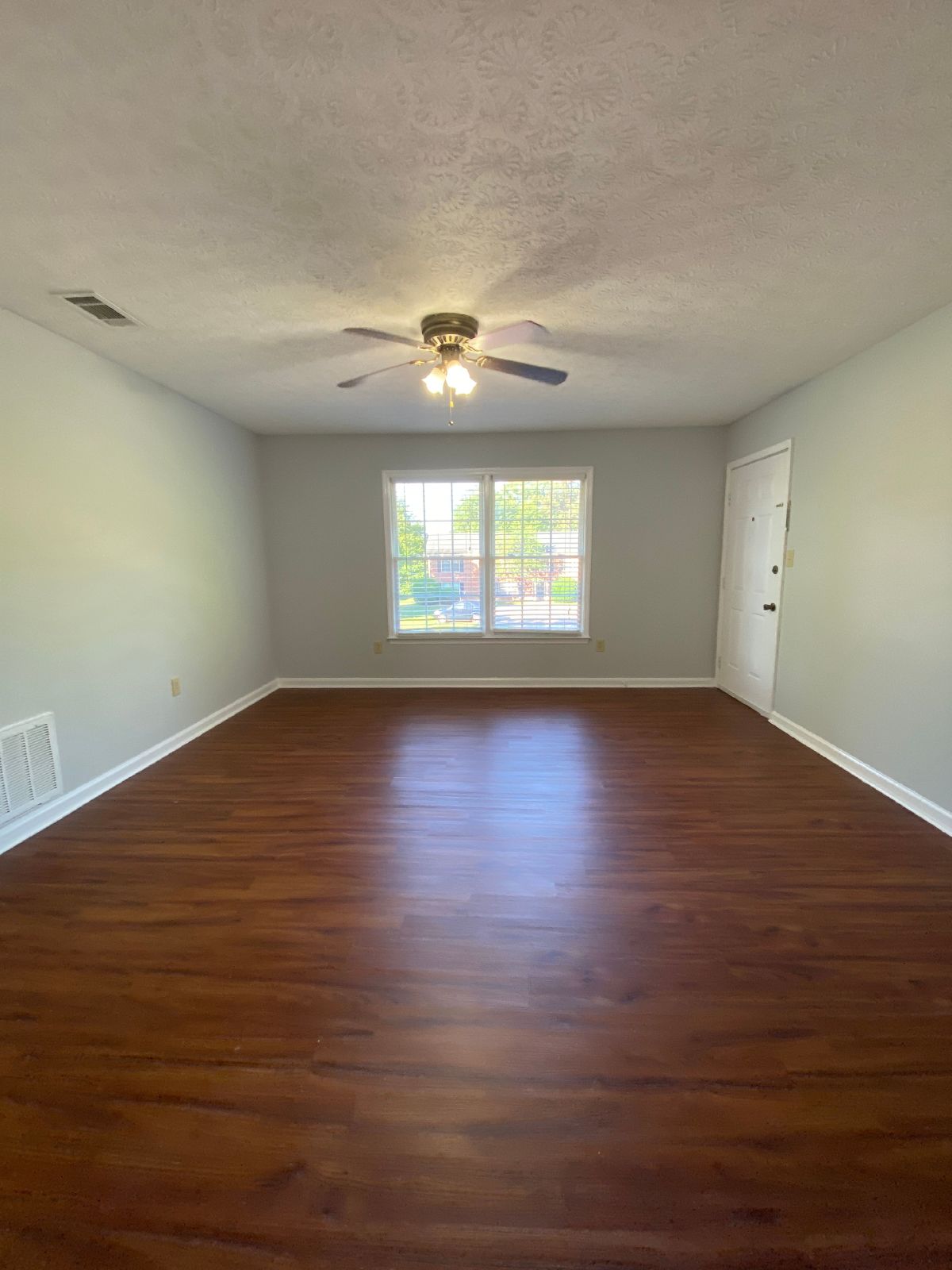 PRE-LEASE FOR JULY 15th! Cute 2 bedroom 2 bath upstairs apartment on eastside Athens, GA property image