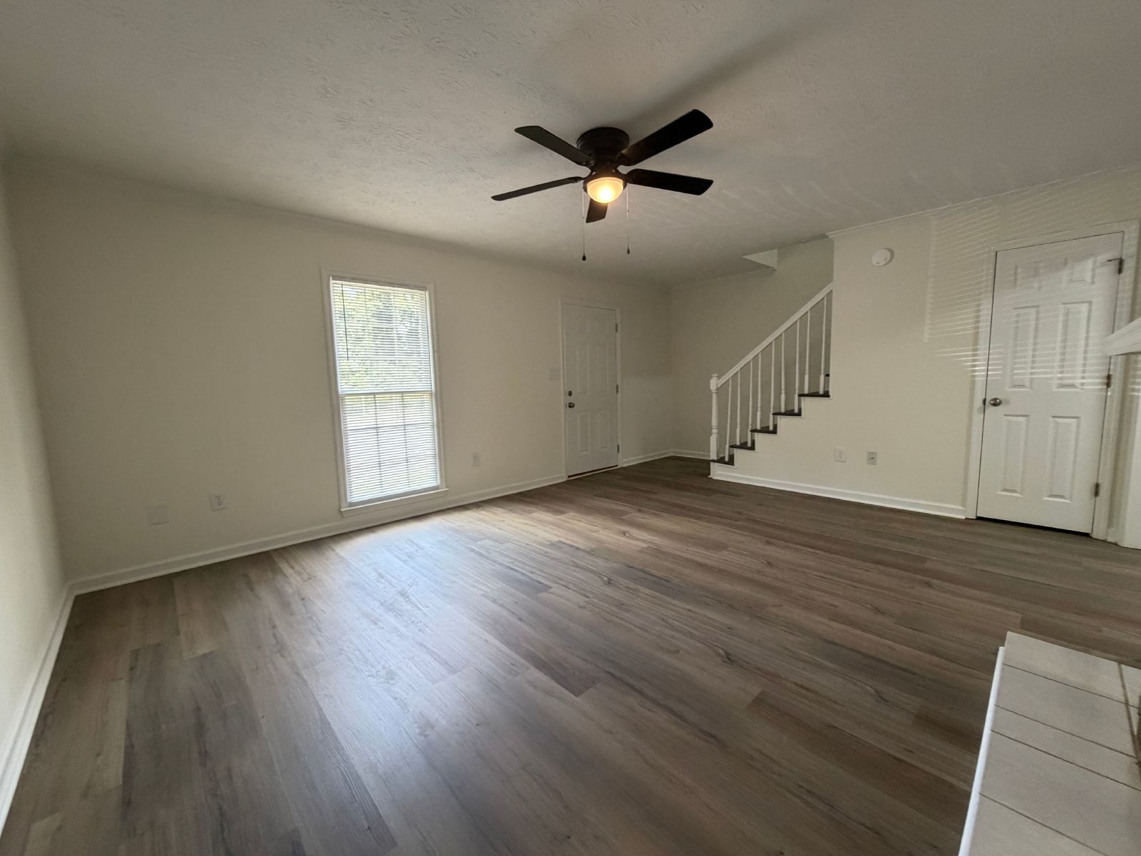 2 Bedroom 2.5 Bath Condominium in Sweetwater Plantation property image