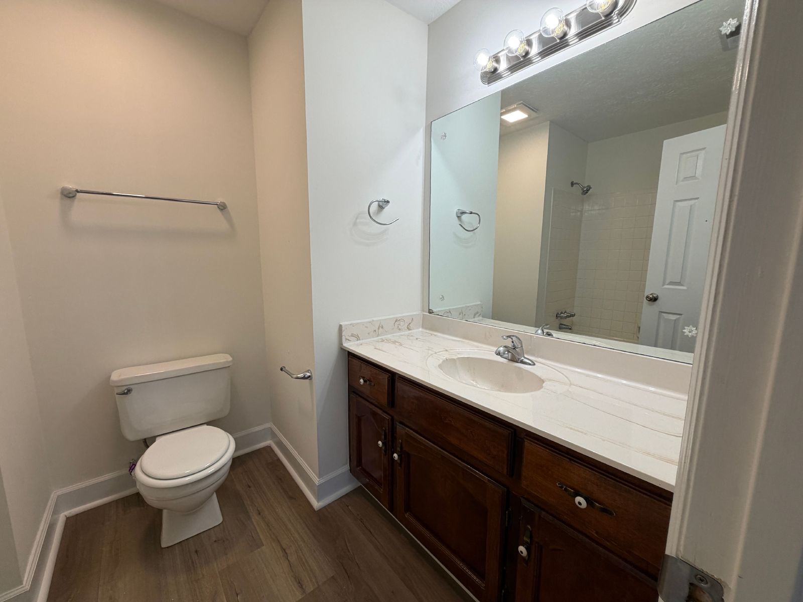 2 Bedroom 2.5 Bath Condominium in Sweetwater Plantation property image