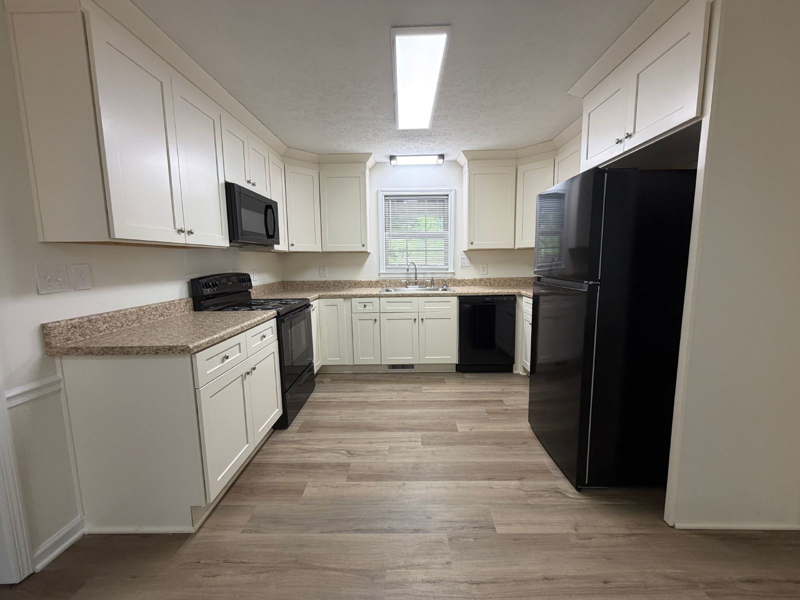 3-Bedroom, 2.5-Bath House on Spacious Lot in west Athens, GA property image