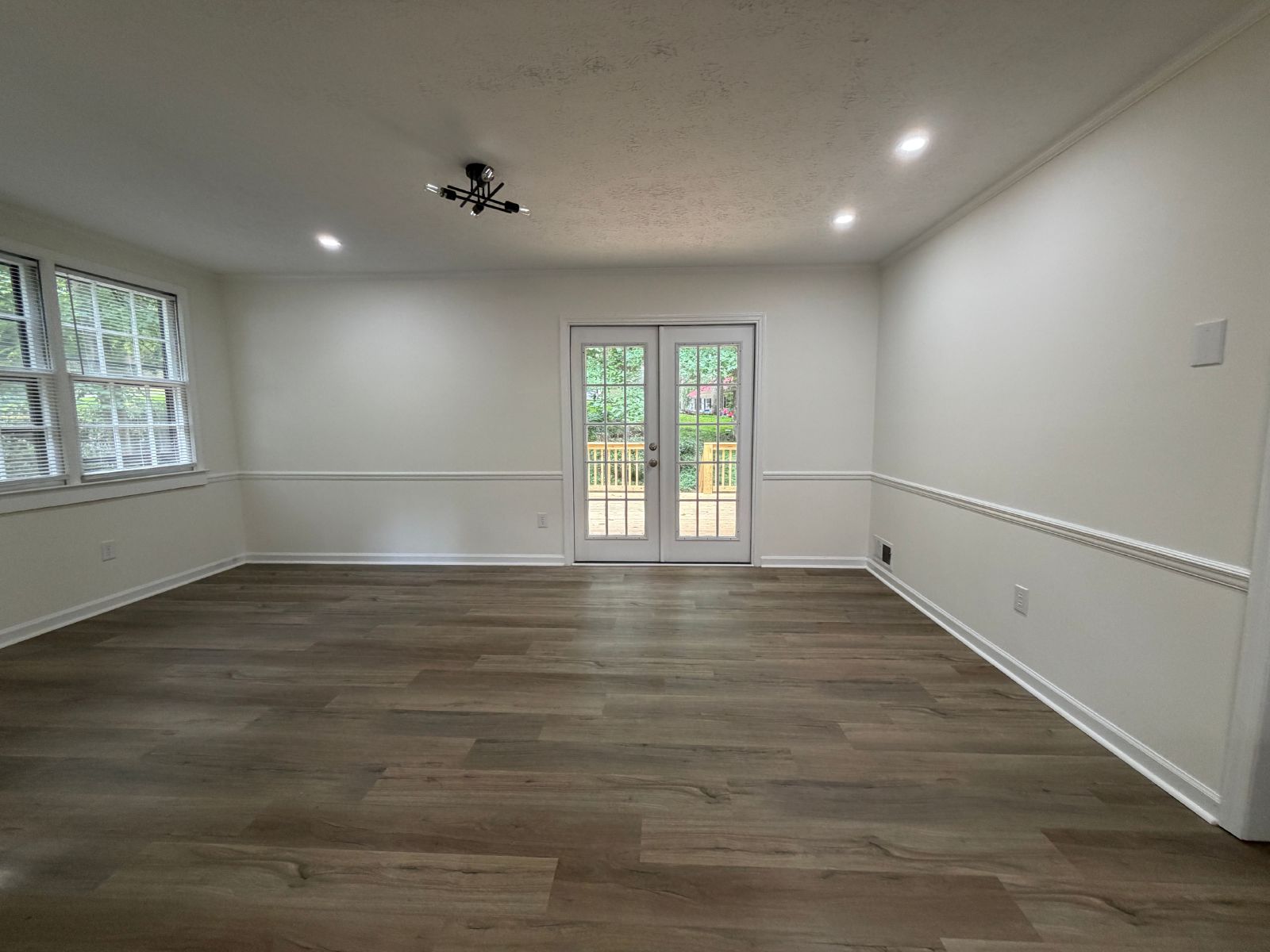 3-Bedroom, 2.5-Bath House on Spacious Lot in west Athens, GA property image
