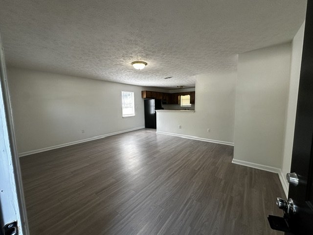 Pet-Friendly 2-bedroom, 1-bath Duplex Home in West Athens property image