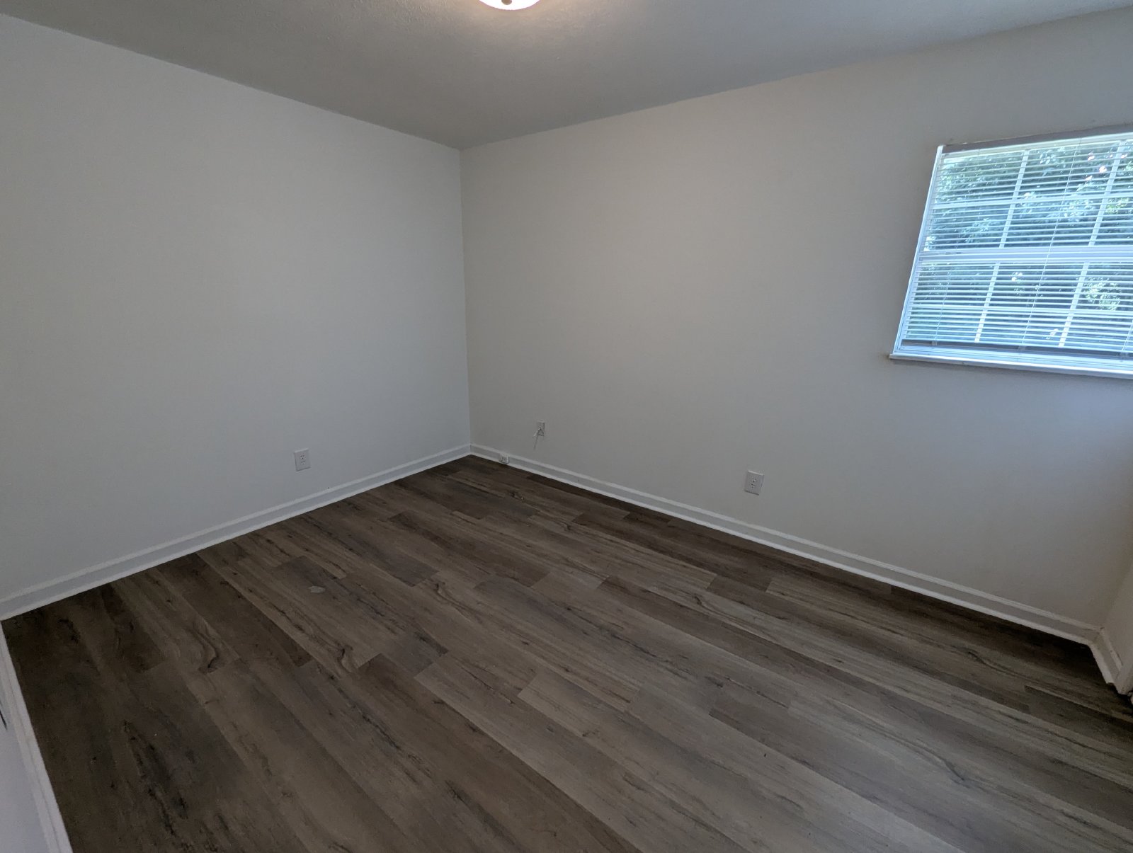 Pet-Friendly 2-bedroom, 1-bath Duplex in the Rustwood Community property image