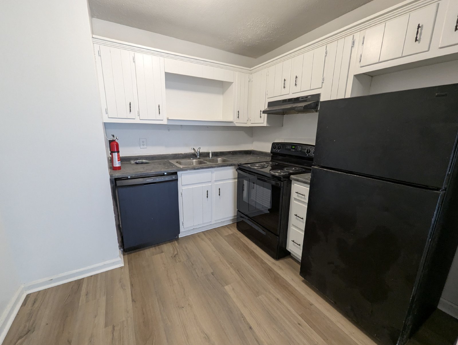 Pet-Friendly 2-bedroom, 1-bath Duplex in the Rustwood Community property image