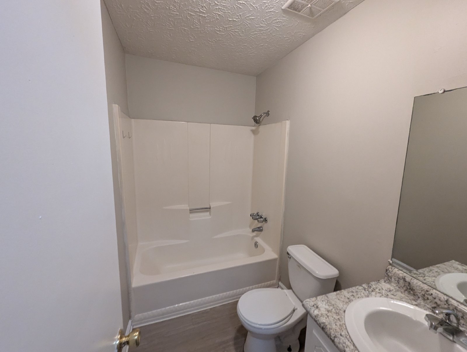 Pet-Friendly 2-bedroom, 1-bath Duplex in the Rustwood Community property image