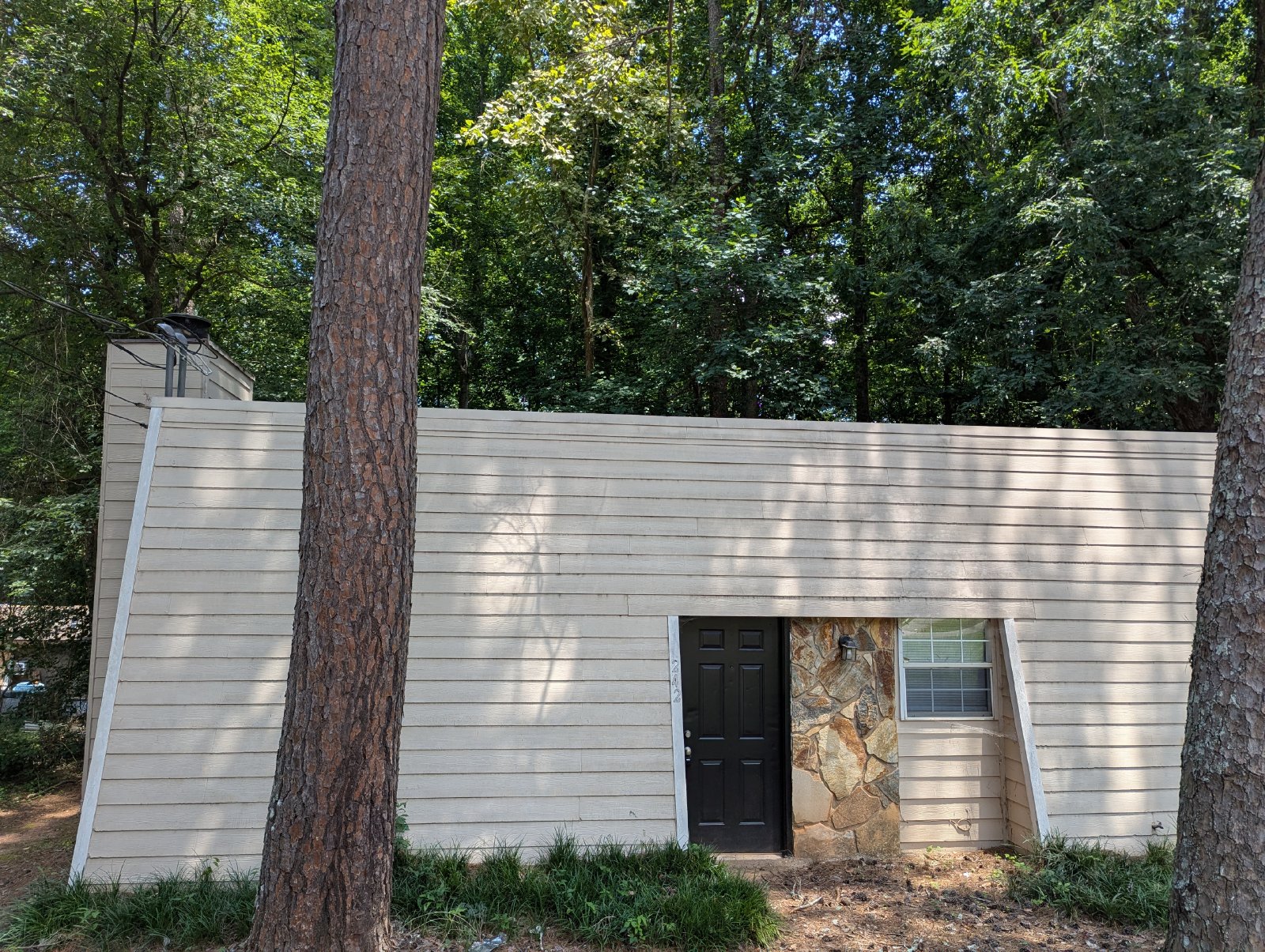 Pet-Friendly 2-bedroom, 1-bath Duplex in the Rustwood Community property image