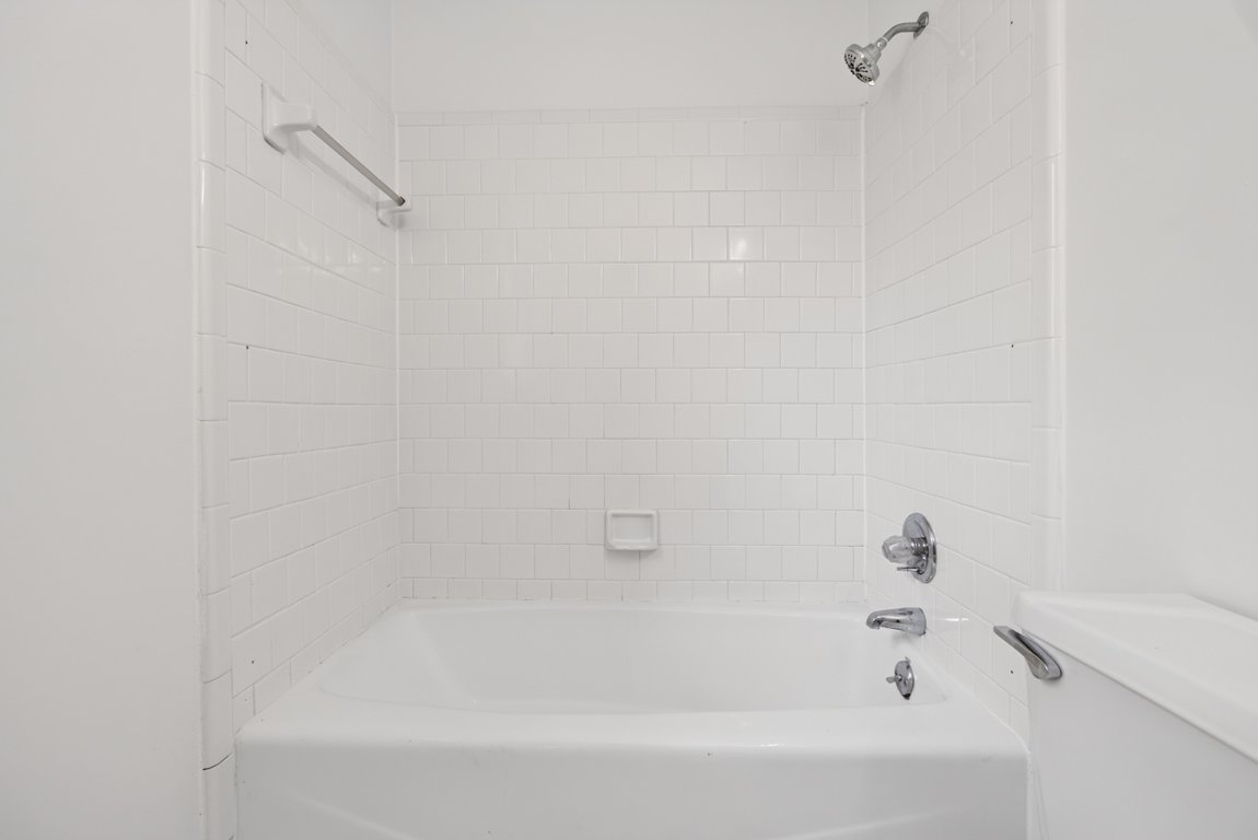 Available now or Pre-Lease for Fall! 2 bedroom/2.5 bath condo with two car garage near Five Points property image
