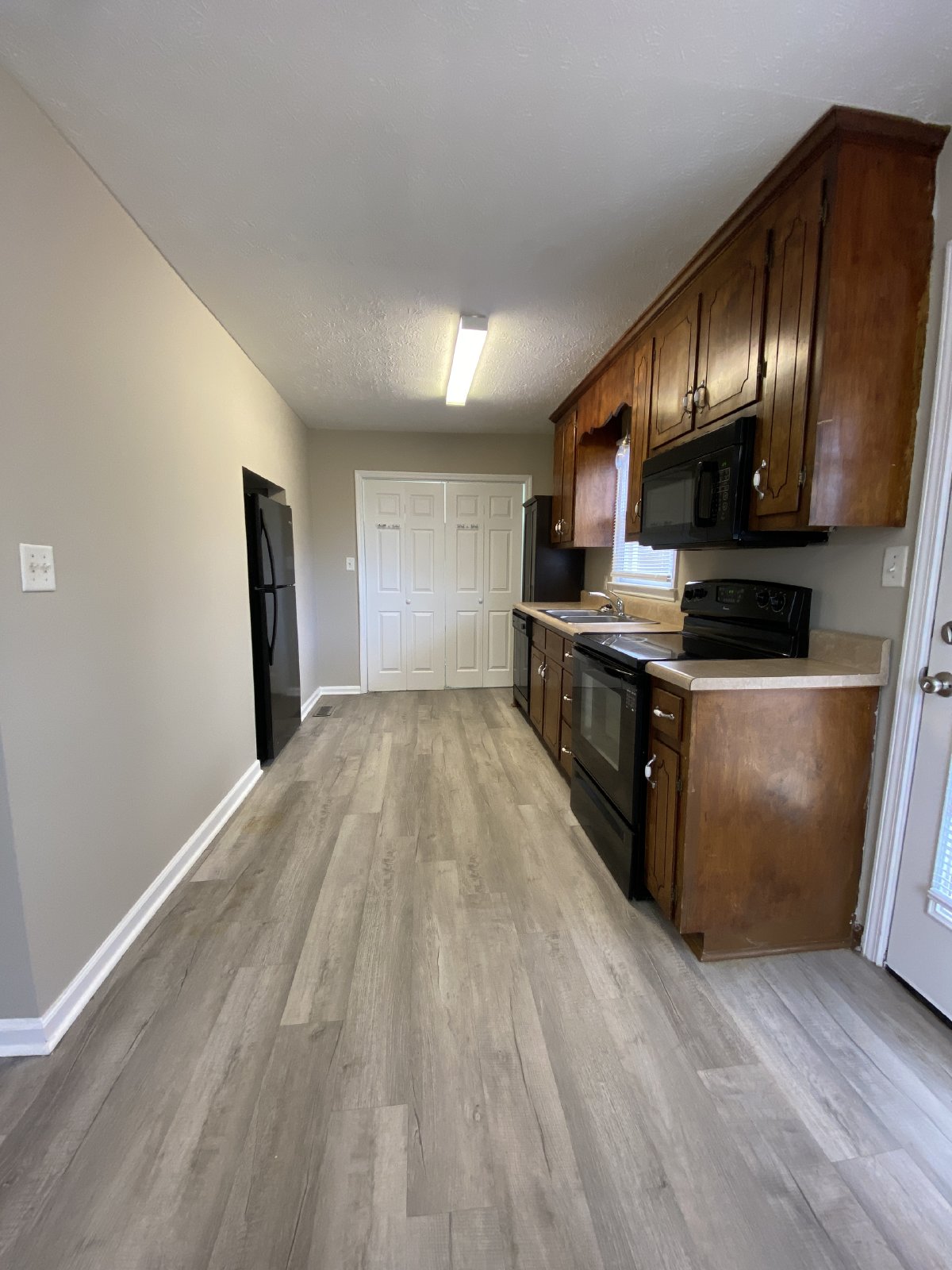 Charming, Pet-Friendly 3 Bedroom, 2 Bath Home on Whitehead Road property image