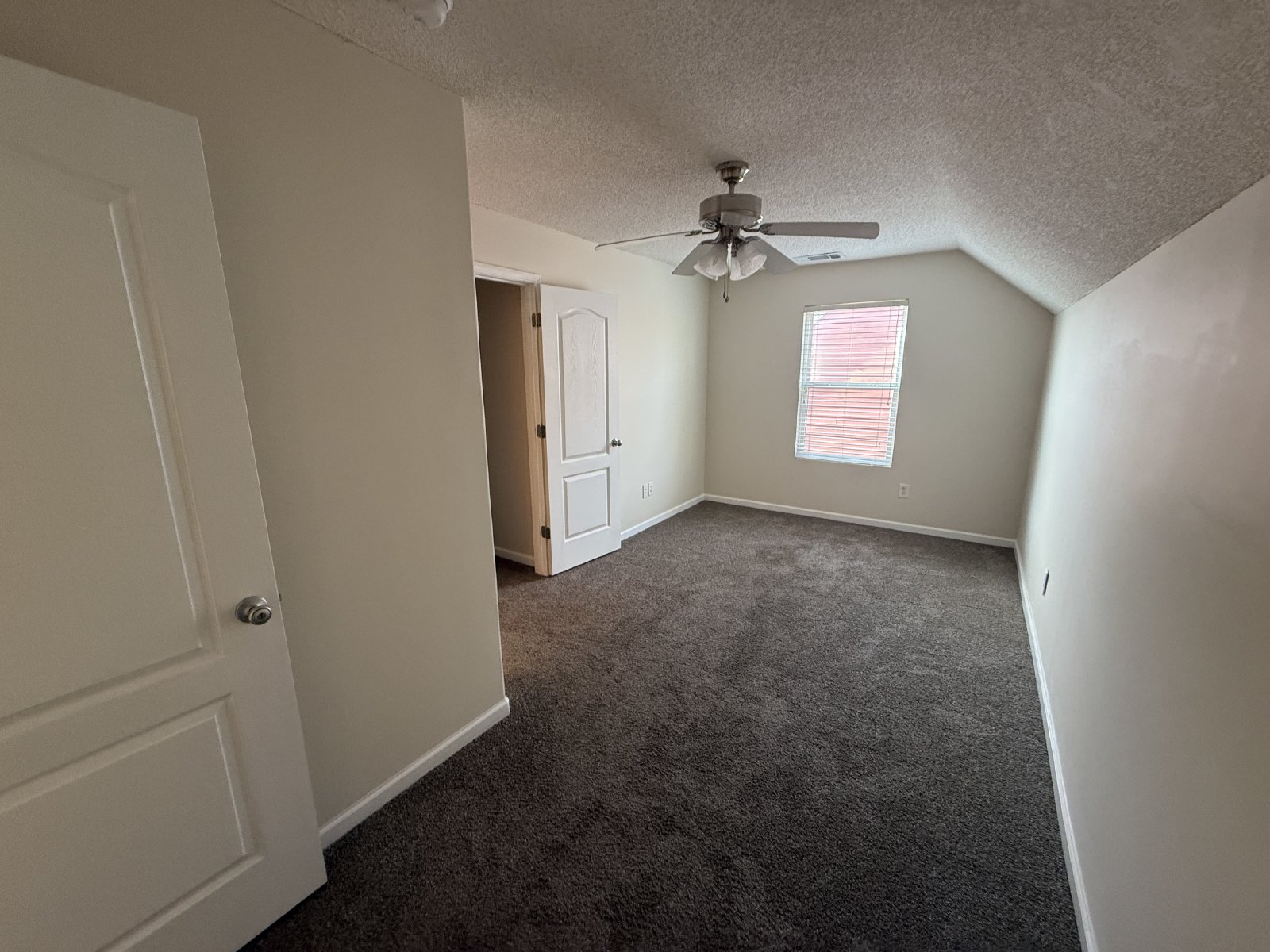 Discover Comfort and Convenience 3 BR/3 BA Home in Desirable Bridgewater Community! property image