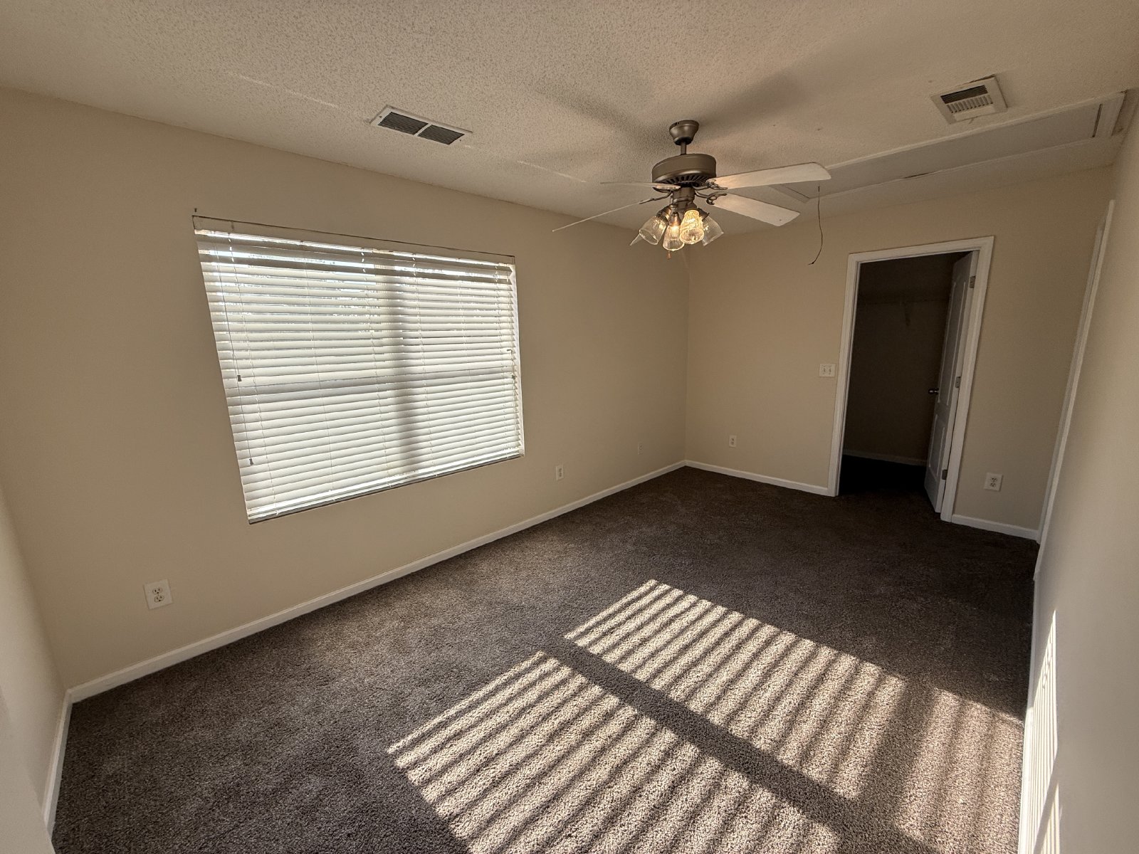 Discover Comfort and Convenience 3 BR/3 BA Home in Desirable Bridgewater Community! property image
