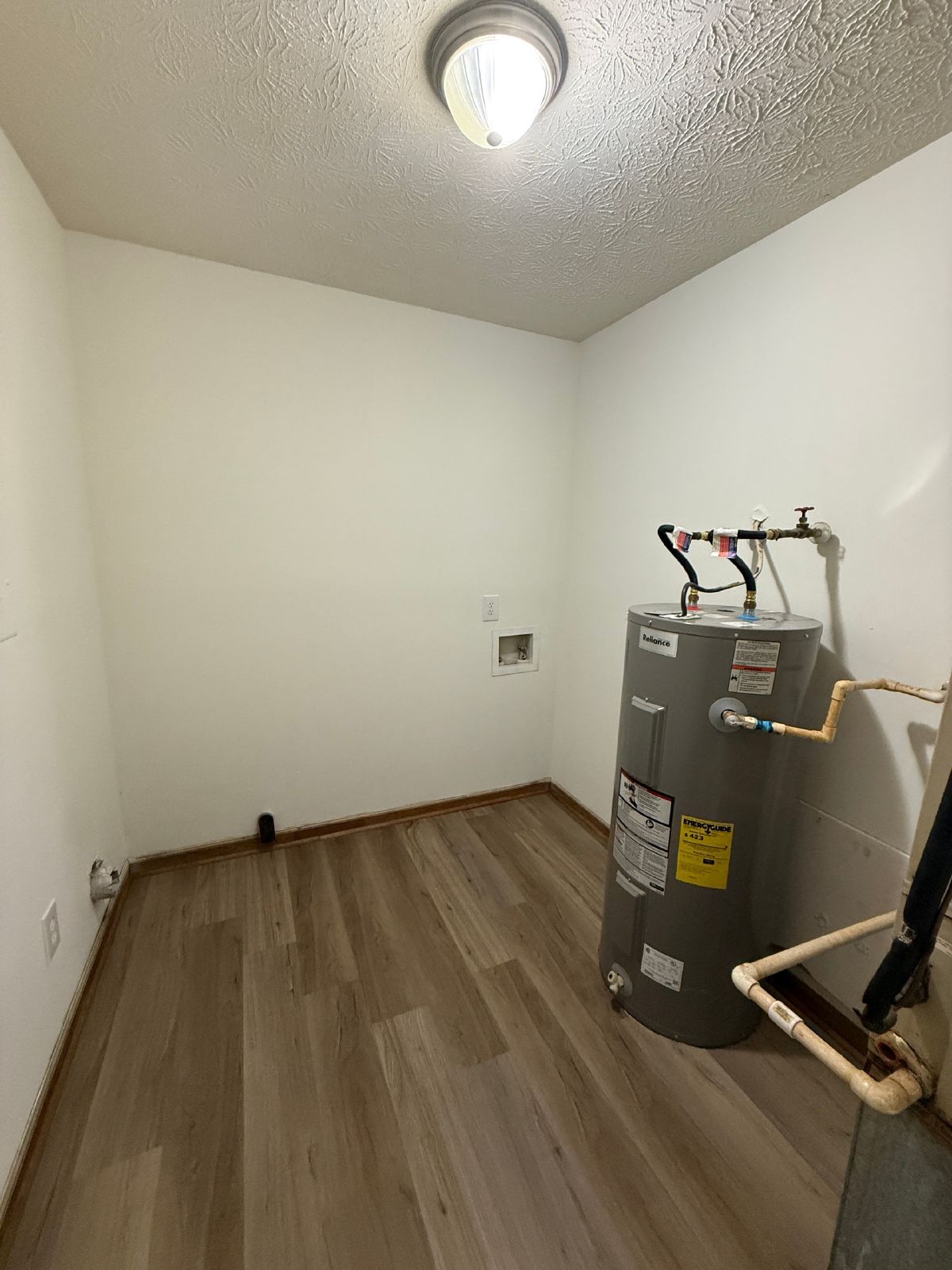 Charming Pet-Friendly 2-Bedroom/1-Bath Duplex in West Athens property image
