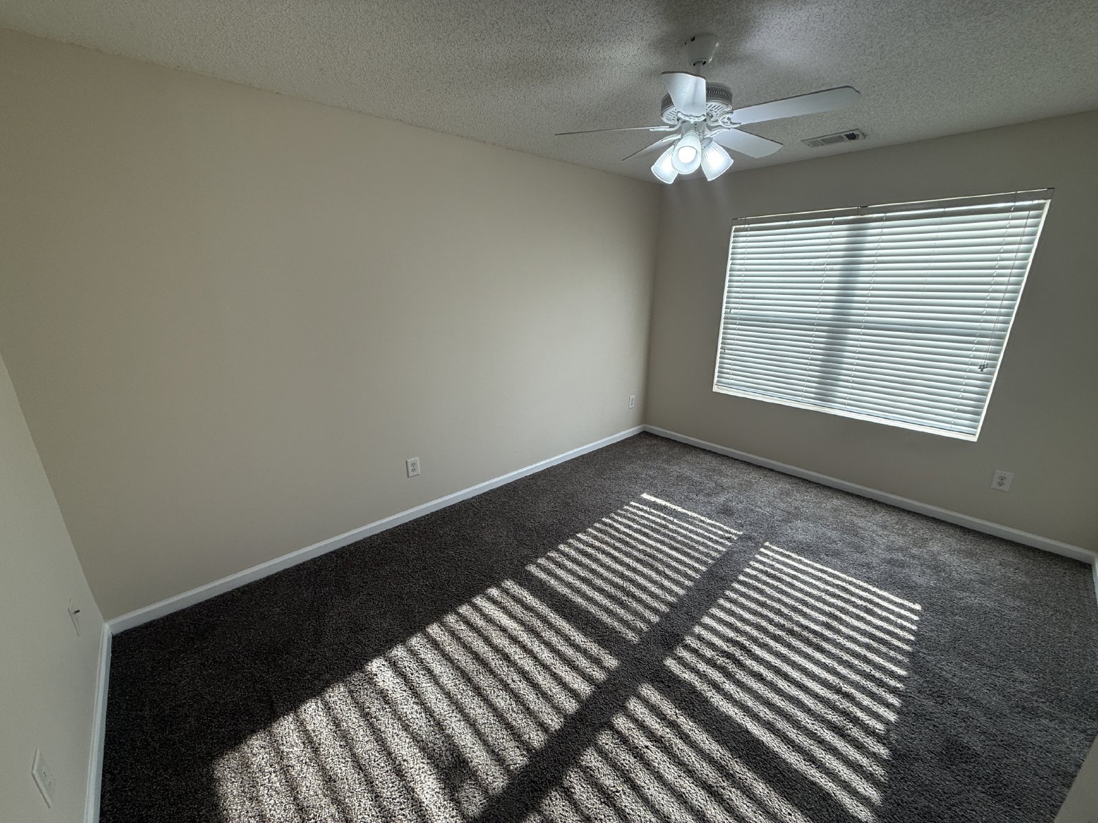 Discover Comfort and Convenience 3 BR/3 BA Home in Desirable Bridgewater Community! property image