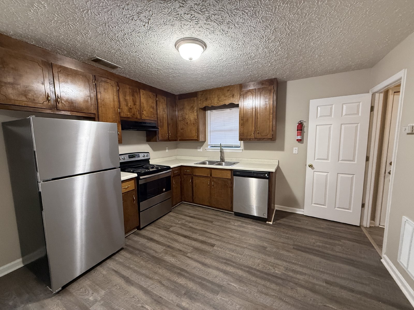 Pet-Friendly 2-Bedroom, 1-Bath Duplex in the Wellington Community property image