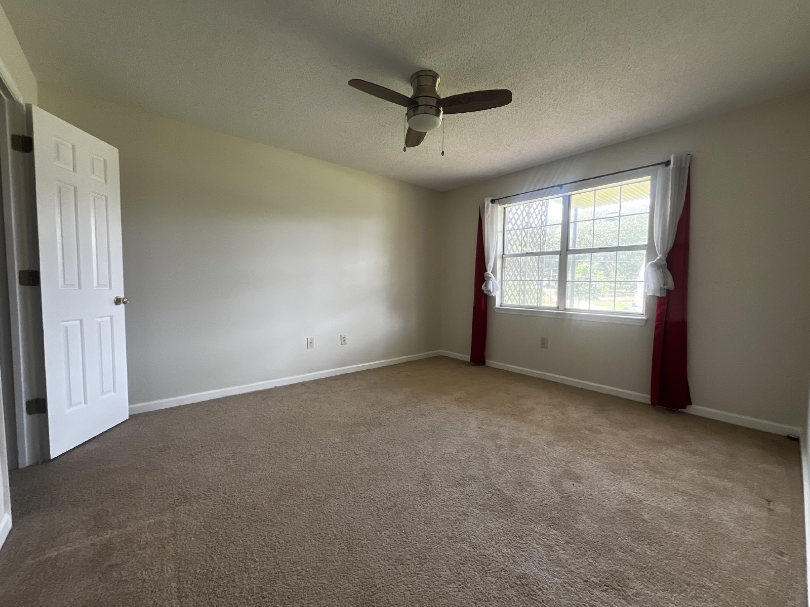 Pet Friendly, 2-bedroom 2-full bath, located in the desirable Five Points property image