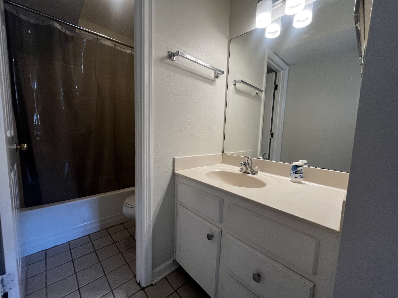 Pet Friendly, 2-bedroom 2-full bath, located in the desirable Five Points property image