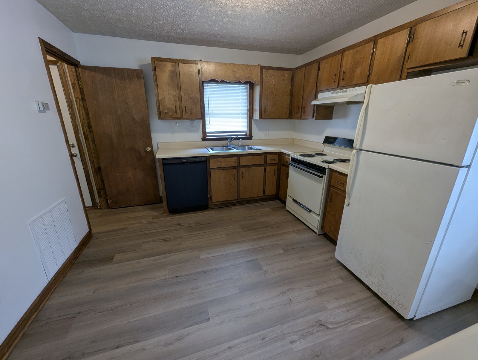 Newly Renovated 2 bd/1 ba Duplex Unit in East Athens property image