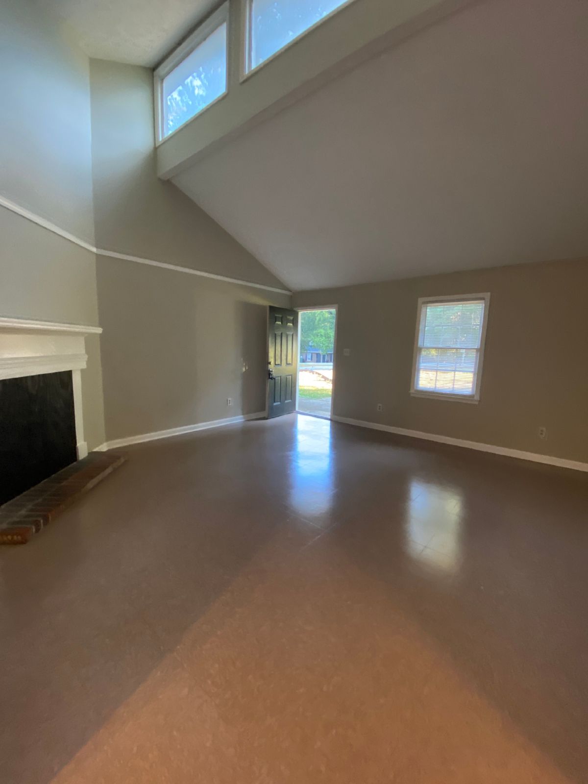 Charming 2BR/1BA Duplex in North Athens, GA property image