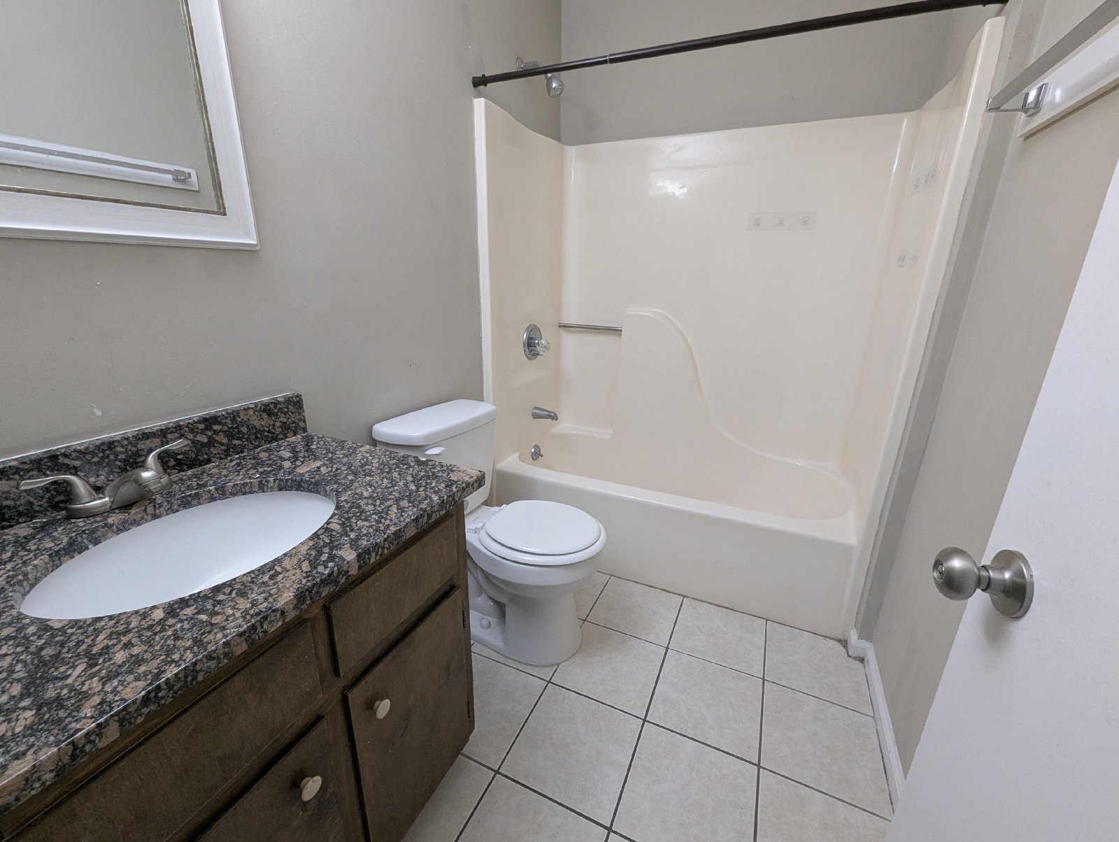 Newly Renovated 2 bd/2 ba Unit off Tallassee Rd property image