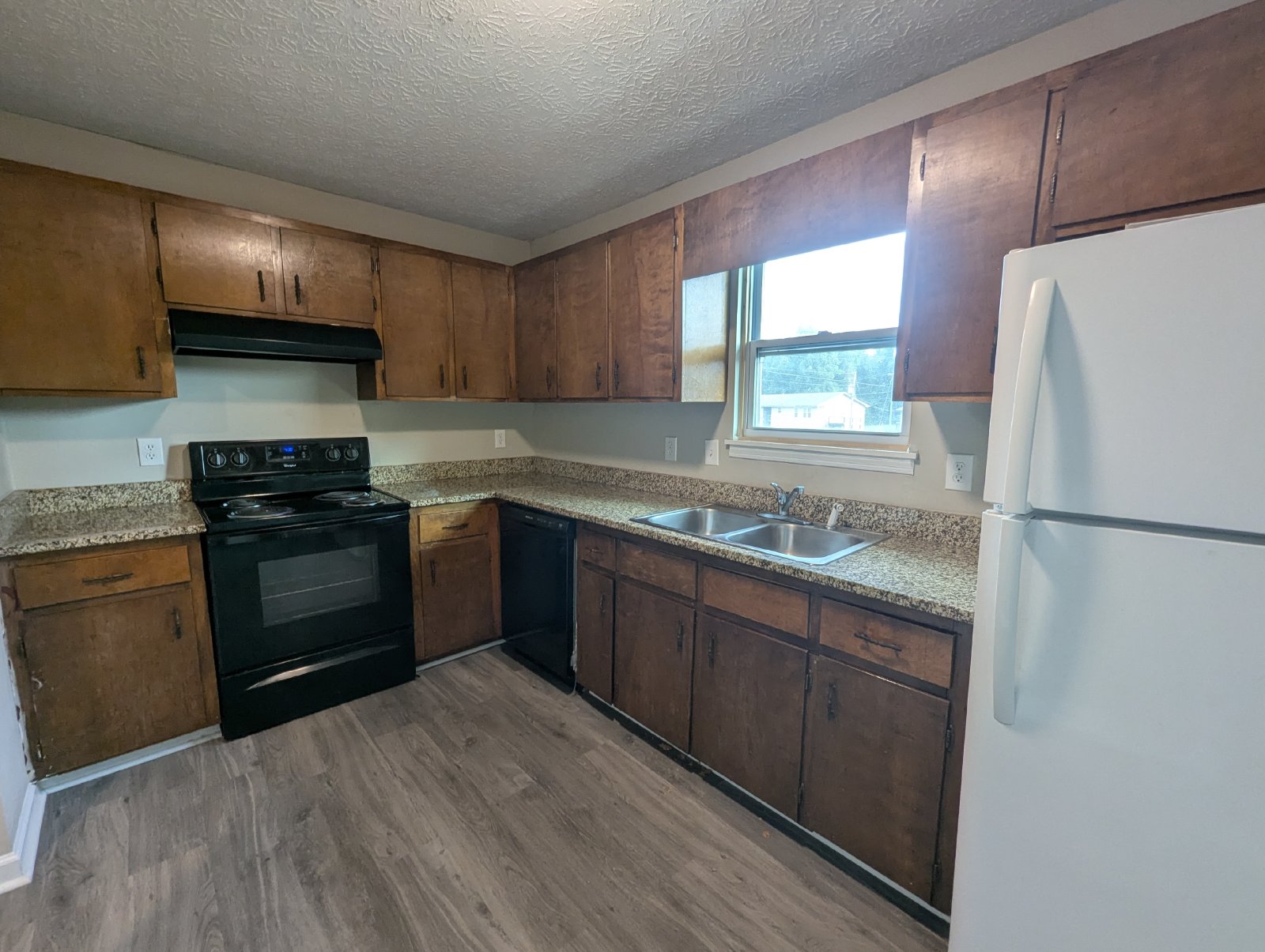 Newly Renovated 2 bd/2 ba Unit off Tallassee Rd property image
