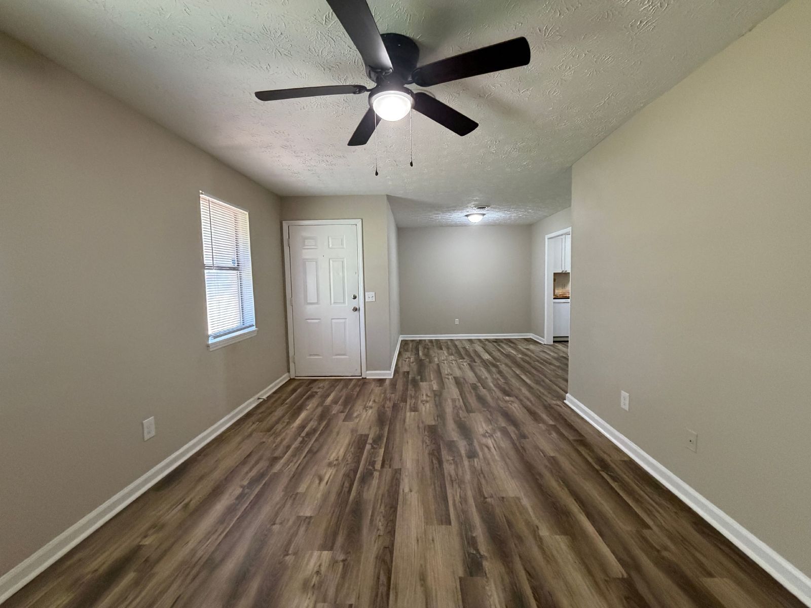 Adorable 2 bedroom 1.5 bath duplex in Athens, GA. property image